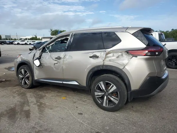 JN8AT3CB2MW238613 2021 NISSAN ROGUE - Image 2