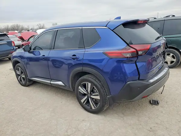 JN8AT3CB3MW211727 2021 NISSAN ROGUE - Image 2