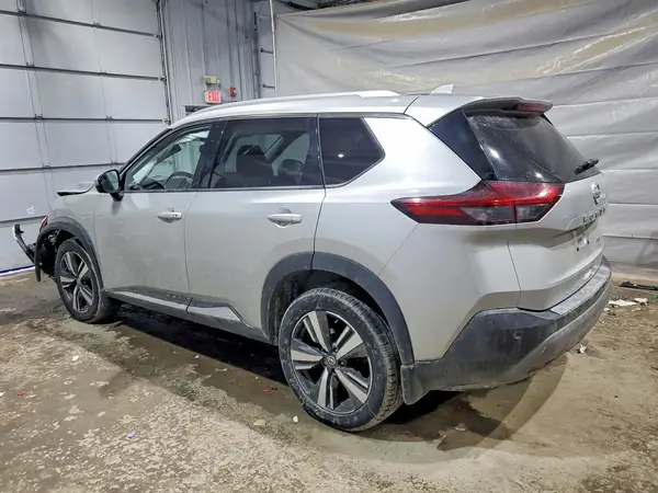 JN8AT3CB3MW218239 2021 NISSAN ROGUE - Image 2