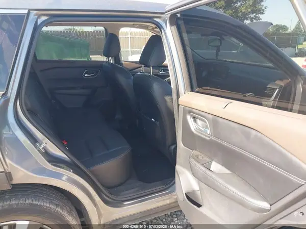 JN8AT3CB3MW228706 2021 NISSAN ROGUE - Image 8