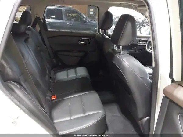 JN8AT3CB3MW236773 2021 NISSAN ROGUE - Image 8