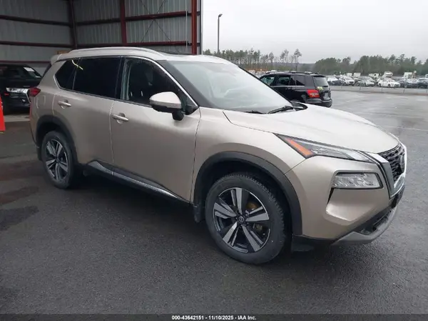 JN8AT3CB3MW239169 2021 NISSAN ROGUE - Image 1