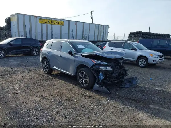 JN8AT3CB4MW215074 2021 NISSAN ROGUE - Image 1