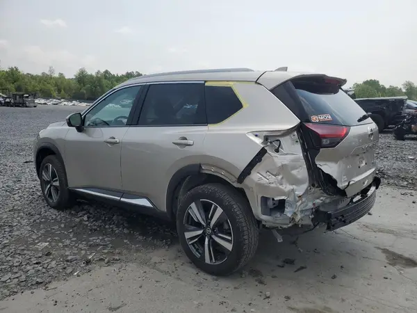 JN8AT3CB4MW230576 2021 NISSAN ROGUE - Image 2
