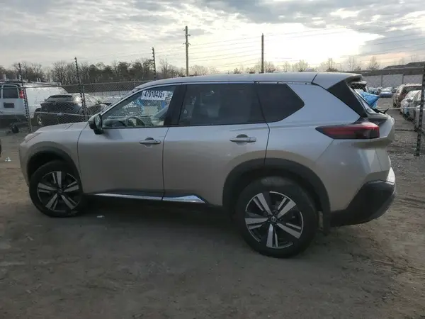 JN8AT3CB4MW232733 2021 NISSAN ROGUE - Image 2