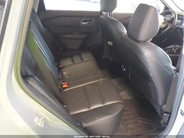 JN8AT3CB5MW238976 2021 NISSAN ROGUE - Image 8