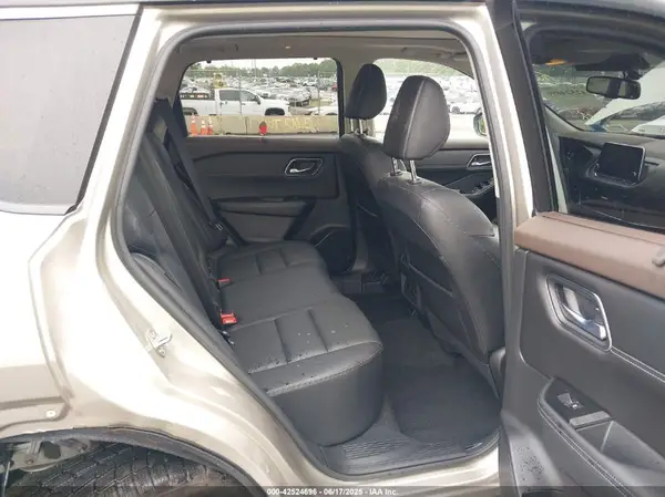 JN8AT3CB6MW237156 2021 NISSAN ROGUE - Image 8