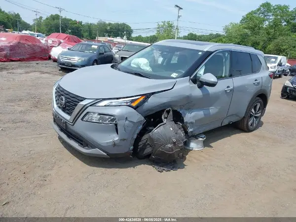JN8AT3CB6MW242387 2021 NISSAN ROGUE - Image 2