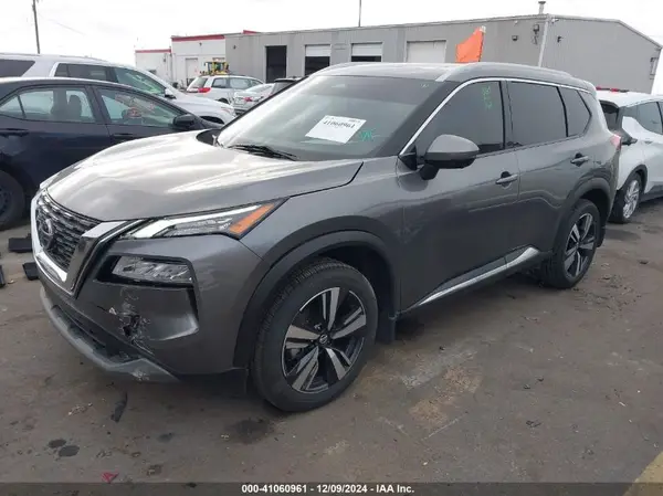 JN8AT3CB7MW228126 2021 NISSAN ROGUE - Image 2