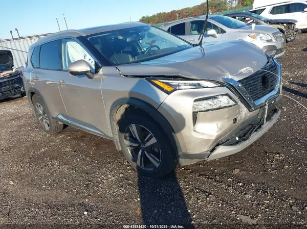 JN8AT3CB7MW241474 2021 NISSAN ROGUE - Image 1