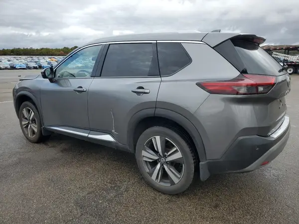JN8AT3CB8MW238972 2021 NISSAN ROGUE - Image 2