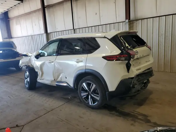 JN8AT3CB8MW242097 2021 NISSAN ROGUE - Image 2