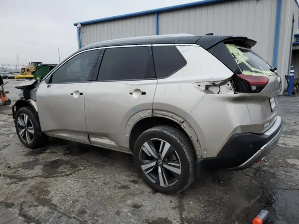 JN8AT3DC8MW105815 2021 NISSAN ROGUE - Image 2
