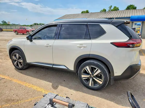 JN8AT3DCXMW103029 2021 NISSAN ROGUE - Image 2