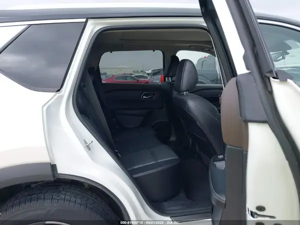 JN8AT3DCXMW104164 2021 NISSAN ROGUE - Image 8