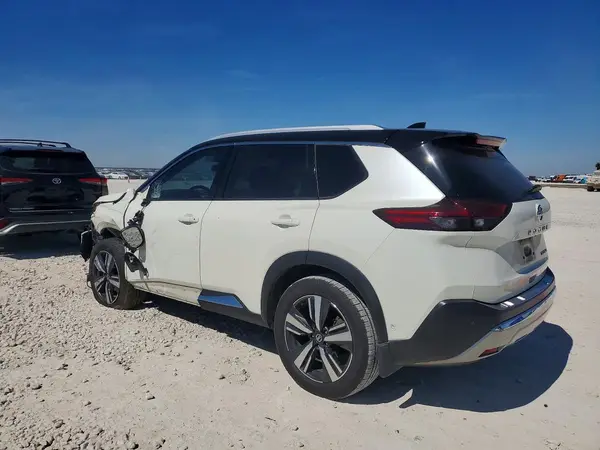 JN8AT3DCXMW105069 2021 NISSAN ROGUE - Image 2