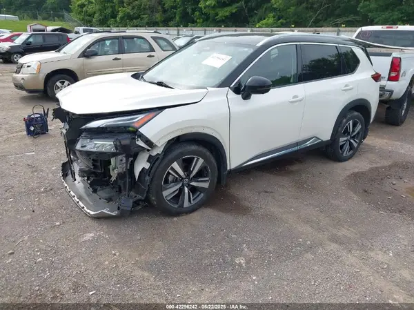 JN8AT3DD1MW313625 2021 NISSAN ROGUE - Image 2