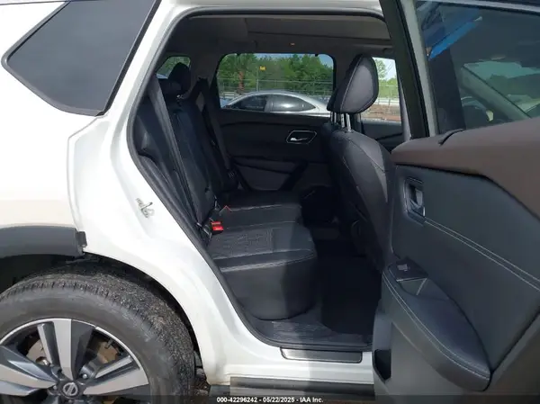 JN8AT3DD1MW313625 2021 NISSAN ROGUE - Image 8