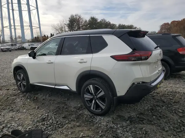 JN8AT3DD2MW306070 2021 NISSAN ROGUE - Image 2