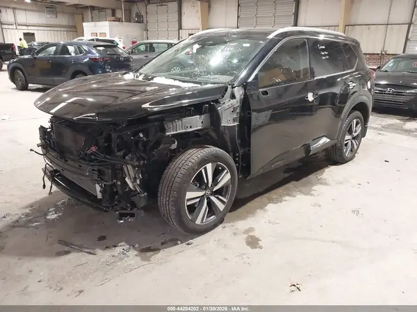 JN8AT3DD2MW307977 2021 NISSAN ROGUE - Image 2