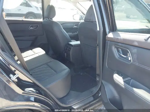 JN8AT3DD4MW303574 2021 NISSAN ROGUE - Image 8