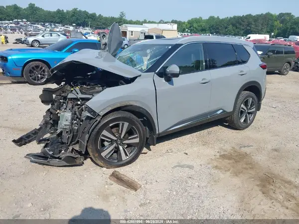 JN8AT3DD4MW303946 2021 NISSAN ROGUE - Image 2