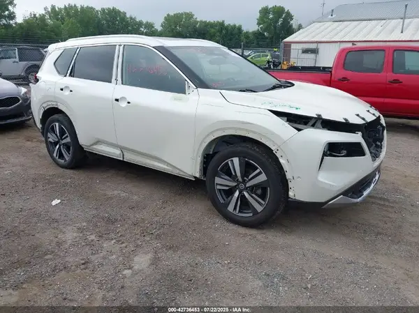 JN8AT3DD4MW304630 2021 NISSAN ROGUE - Image 1