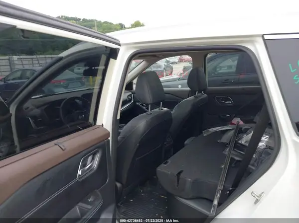 JN8AT3DD4MW304630 2021 NISSAN ROGUE - Image 8