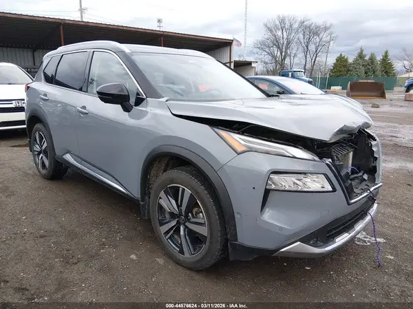 JN8AT3DD6MW306704 2021 NISSAN ROGUE - Image 1