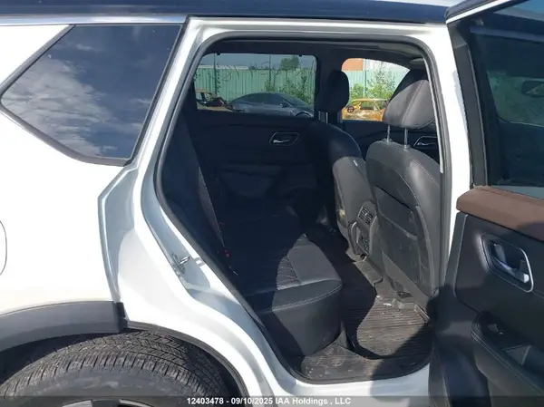 JN8AT3DD6MW313040 2021 NISSAN ROGUE - Image 8