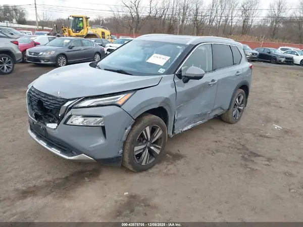 JN8AT3DD7MW308302 2021 NISSAN ROGUE - Image 2