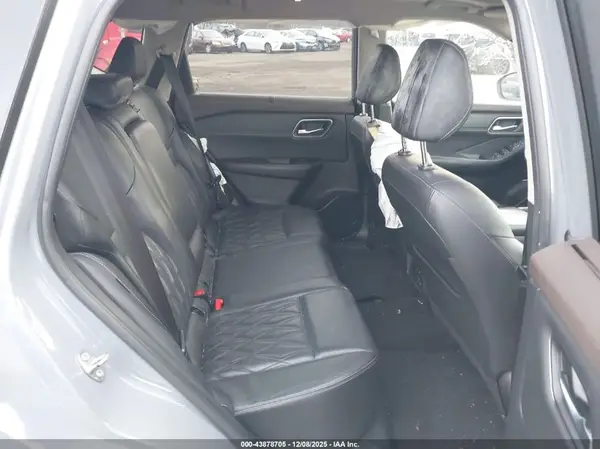 JN8AT3DD7MW308302 2021 NISSAN ROGUE - Image 8