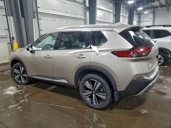 JN8AT3DD7MW317002 2021 NISSAN ROGUE - Image 2