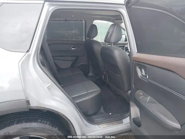 JN8AT3DD9MW314201 2021 NISSAN ROGUE - Image 8