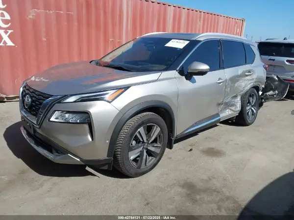 JN8AT3DD9MW314490 2021 NISSAN ROGUE - Image 2