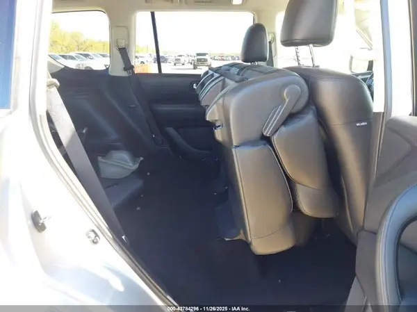 JN8AY2AC8R9195716 2024 NISSAN ARMADA - Image 8