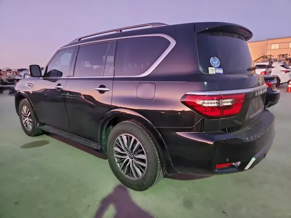 JN8AY2ACXM9145490 2021 NISSAN ARMADA - Image 2