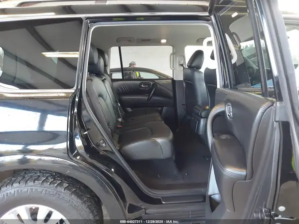 JN8AY2AD2M9661285 2021 NISSAN ARMADA - Image 8
