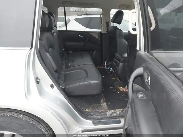 JN8AY2AD5M9662611 2021 NISSAN ARMADA - Image 8