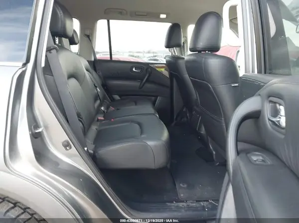 JN8AY2AD8R9710142 2024 NISSAN ARMADA - Image 8