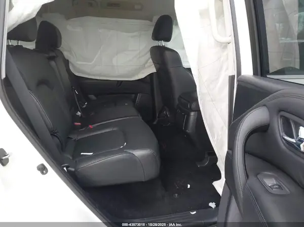 JN8AY2AD9R9709971 2024 NISSAN ARMADA - Image 8