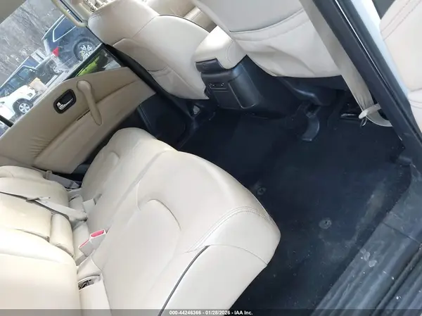 JN8AY2ADXN9677445 2022 NISSAN ARMADA - Image 8
