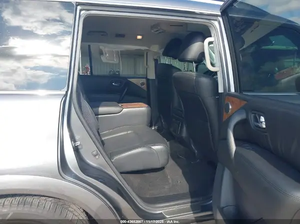 JN8AY2BA2N9390606 2022 NISSAN ARMADA - Image 8