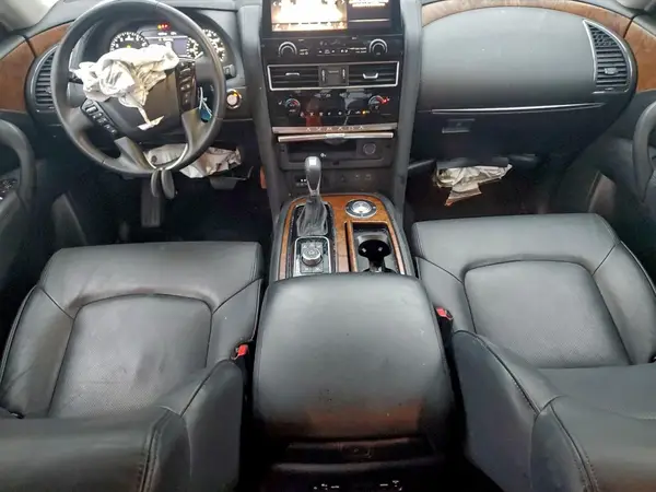 JN8AY2BA4R9418539 2024 NISSAN ARMADA - Image 8