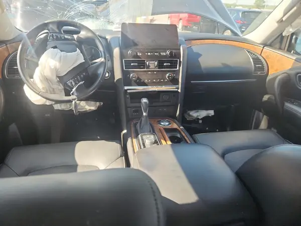 JN8AY2BA6M9371412 2021 NISSAN ARMADA - Image 8