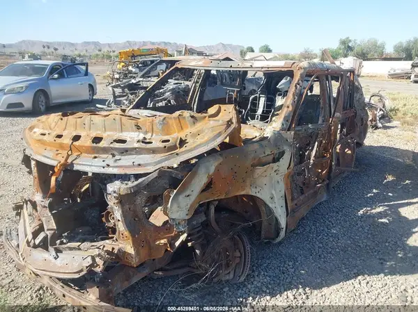 JN8AY2BA7M9370592 2021 NISSAN ARMADA - Image 2