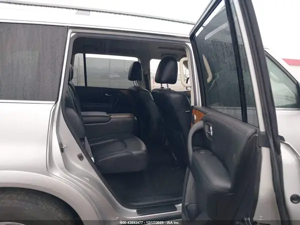 JN8AY2BA7M9371385 2021 NISSAN ARMADA - Image 8