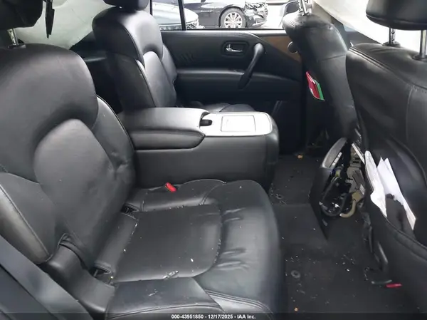 JN8AY2BAXM9370134 2021 NISSAN ARMADA - Image 8