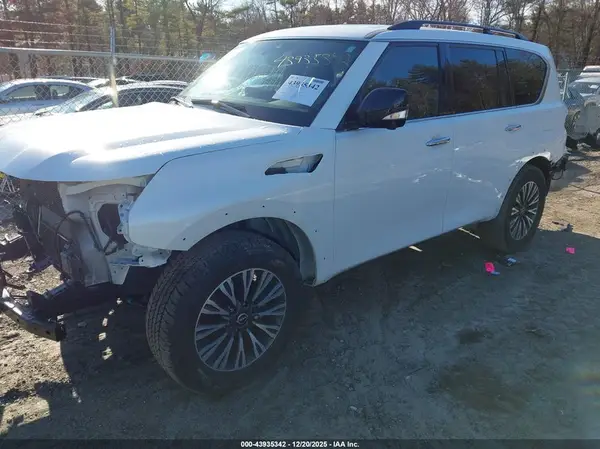 JN8AY2BB1R9850546 2024 NISSAN ARMADA - Image 2