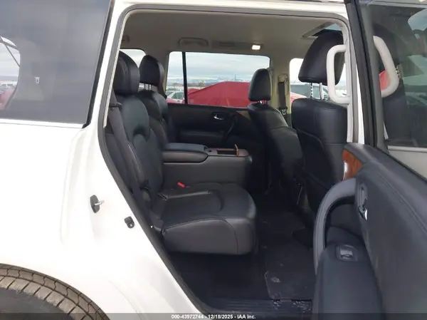 JN8AY2BB5R9852395 2024 NISSAN ARMADA - Image 8